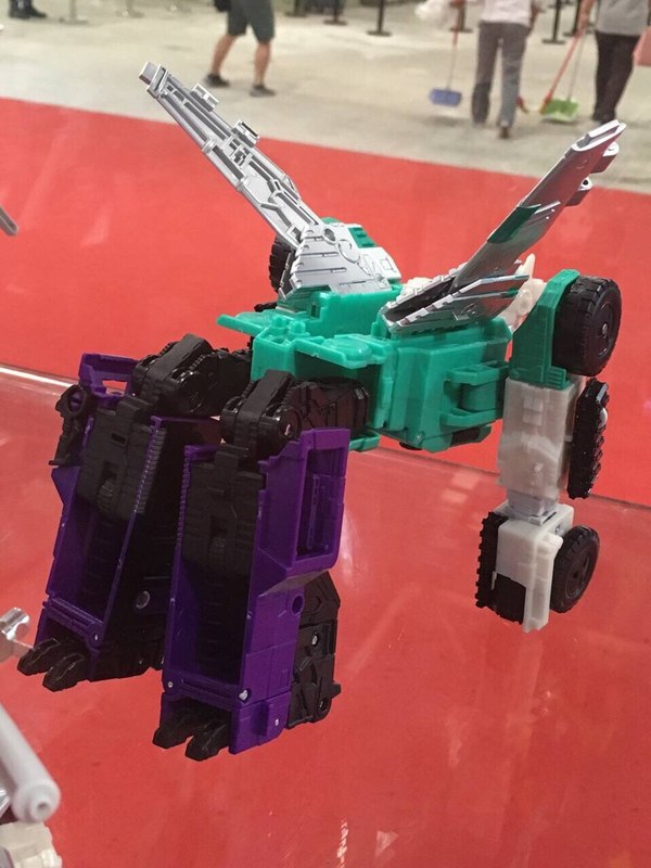 Cybertron Con 2016   Titans Return Sixshot Detailed Display Photos  05 (5 of 27)